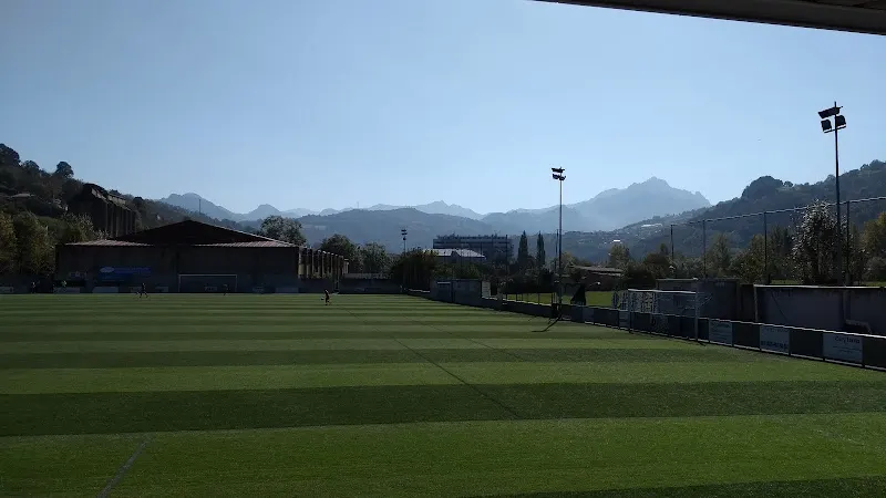 Polideportivo Municipal de Laviana - Laviana