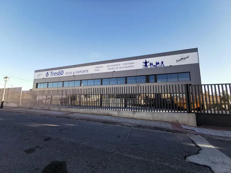 Tres60 Ocio y Deporte - Gimnasio en Ávila - foto 2