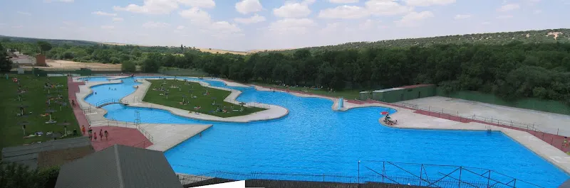 Club Deportivo Coto de Puenteviejo - Club deportivo en Maello - foto 2