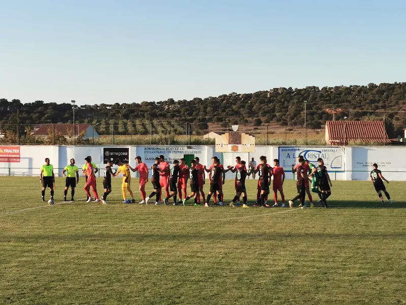 Campo de Fútbol Municipal Santa Amalia - Polideportivo en Santa Amalia - foto 2