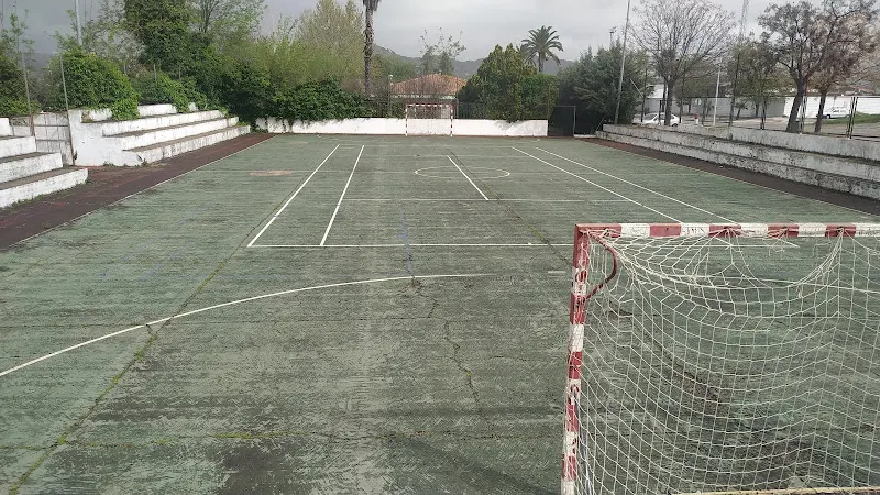 Polideportivo municipal - Burguillos del Cerro