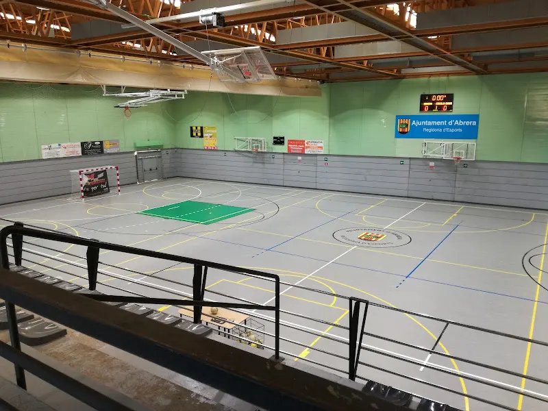 Centre Aquàtic Municipal - Polideportivo en Abrera - foto 2