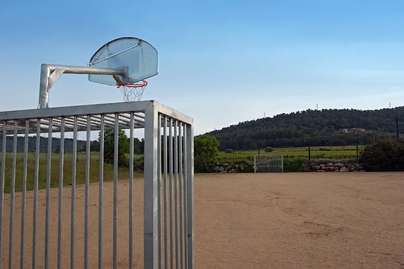 Polideportivo Begues - Polideportivo en Begues - foto 2