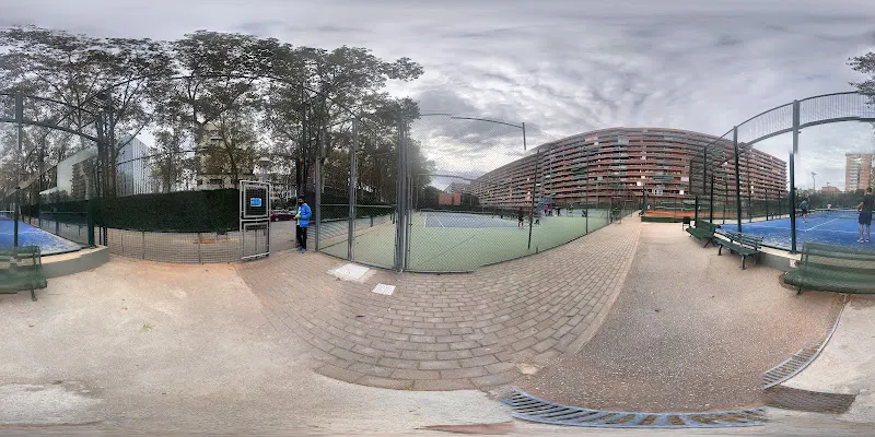 Club de Tenis y Pádel Olímpia | CEM Olímpia