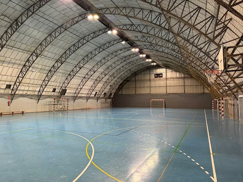 Pabellón Municipal El Tubo - Polideportivo en Granollers - foto 2