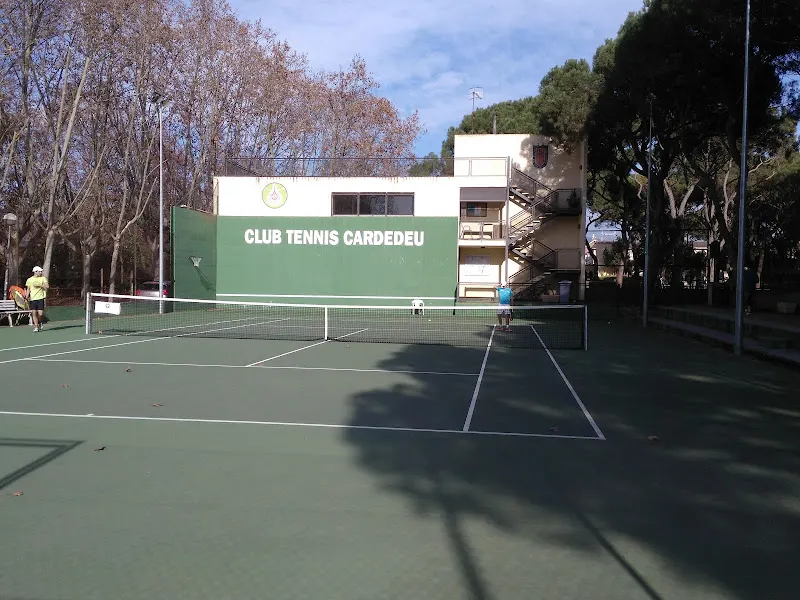 Club Tennis Cardedeu - Club de tenis en Cardedeu - foto 2