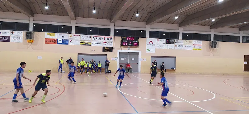 Pavelló Municipal - Polideportivo en Casserres - foto 2