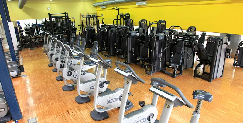 GiM10 Centro Deportivo de Cardedeu - Polideportivo en Cardedeu - foto 2