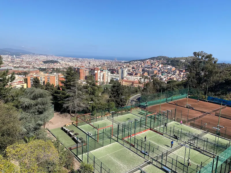 Vall Parc: Club de tenis y de pádel en Barcelona - Club de pádel en Barcelona - foto 2