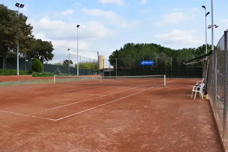 Club de Tennis Esparreguera 1967 - Club de tenis en Barcelona - foto 3