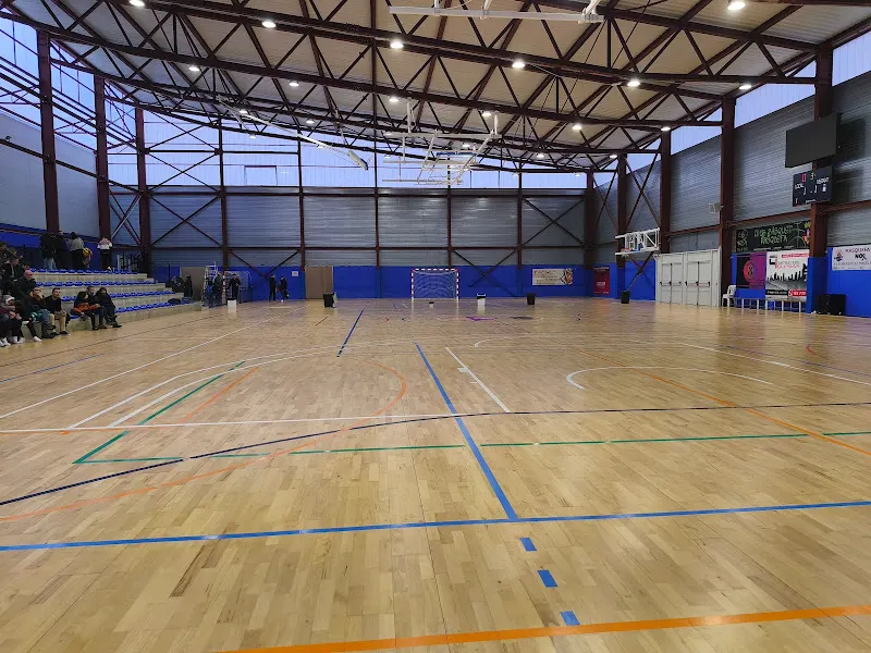 Pabellón de Masquefa - Polideportivo en Masquefa - foto 2