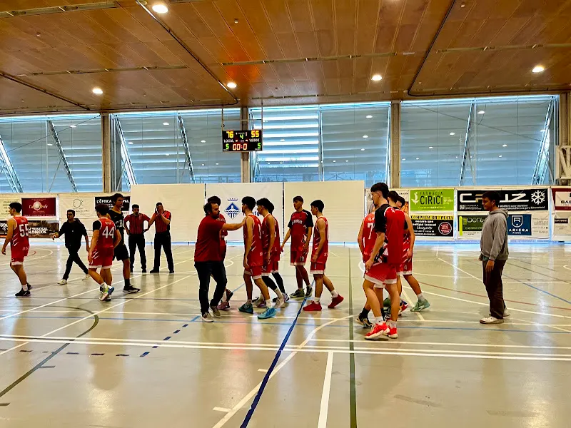 Polideportivo Municipal Montgat - Polideportivo en Montgat - foto 2