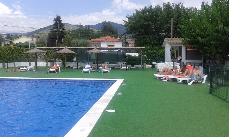 Club de Tennis Montseny - Club de tenis en Sant Pere de Vilamajor - foto 2