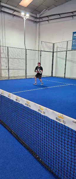 Padel indoor en Rubi. Winner padel. Winnerpadel - Club deportivo en Rubí - foto 3