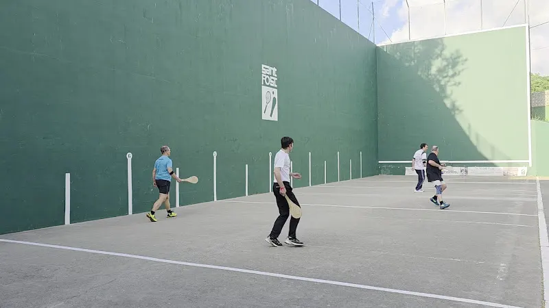 Club Frontenis Sant Fost - Polideportivo en Sant Fost de Campsentelles - foto 2