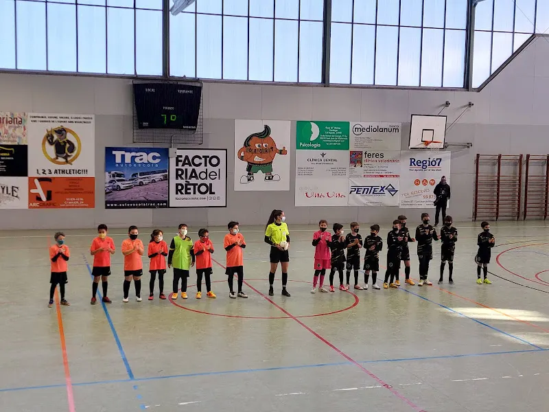 Pavelló Esportiu de Sant Joan de Vilatorrada - Polideportivo en Sant Joan de Vilatorrada - foto 2