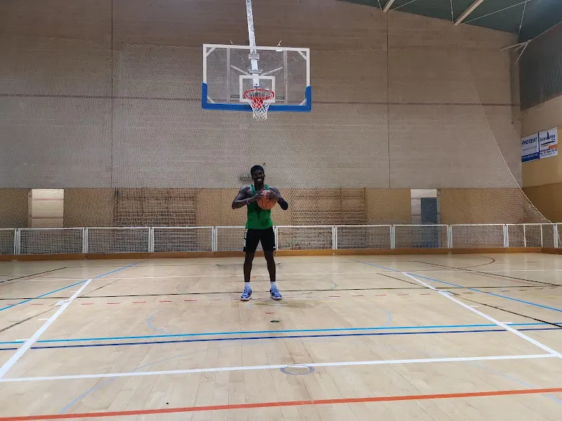 Pabellón Mpal. Santa Margarida i els Monjos - Barcelona