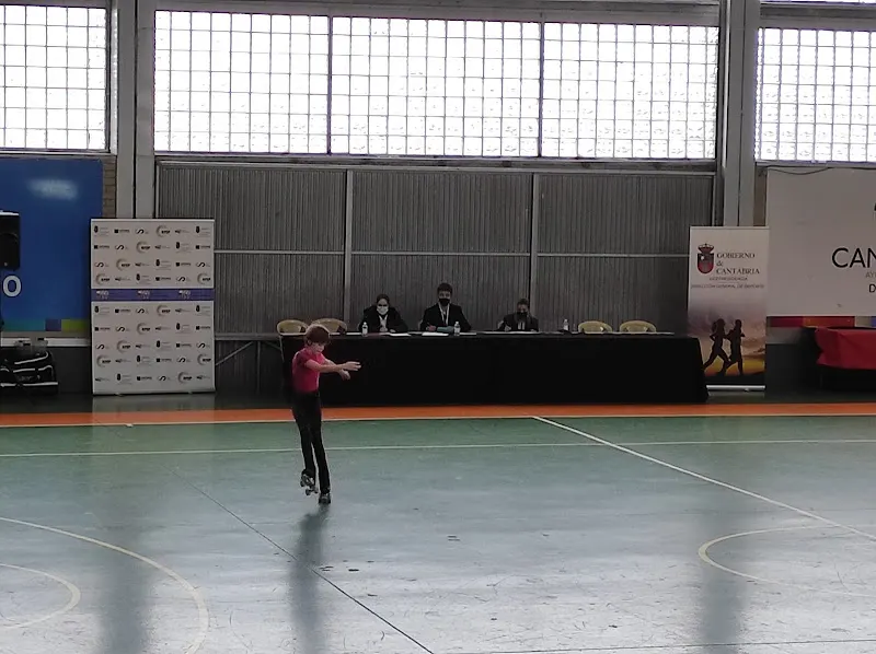 Polideportivo de Revilla - Polideportivo en Camargo - foto 2