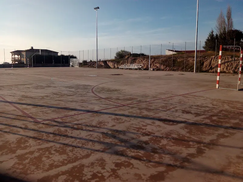 Polideportivo Municipal de Berrocalejo - Polideportivo en Berrocalejo - foto 2