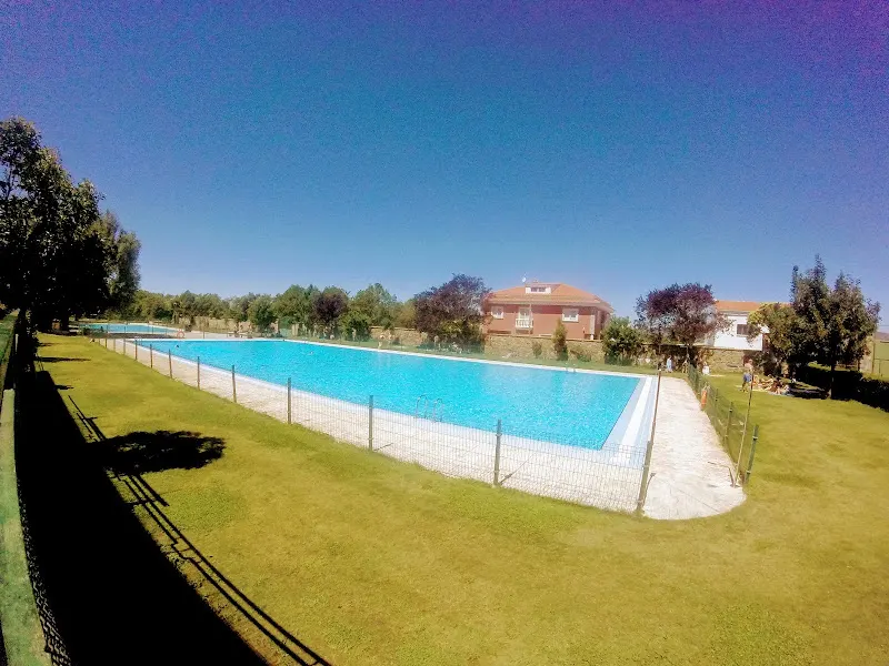 Polideportivo De Piornal - Polideportivo en Piornal - foto 2