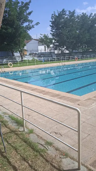 Polideportivo Municipal - Polideportivo en Villanueva de la Sierra - foto 2