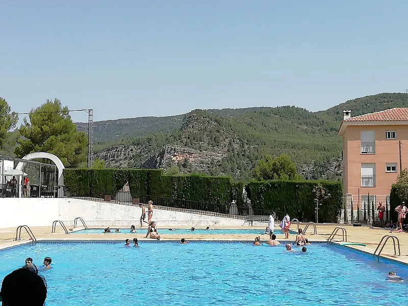 zona deportiva - Polideportivo en Cirat - foto 2