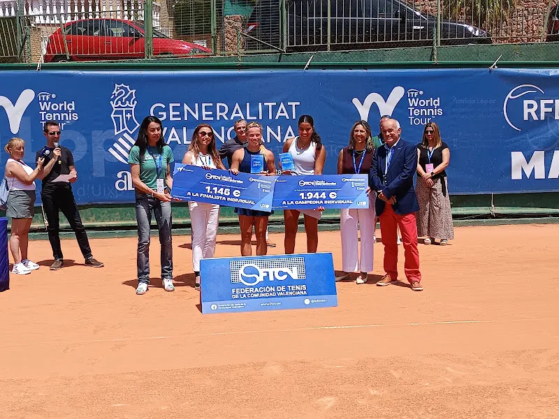 Club de Tenis Uixó - Club de tenis en Sagunto - foto 2