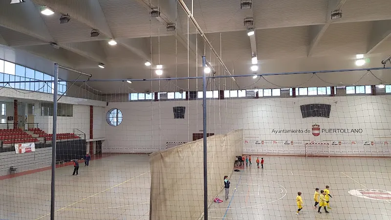 Pabellon de Deportes Antonio Rivilla - Polideportivo en Puertollano - foto 2