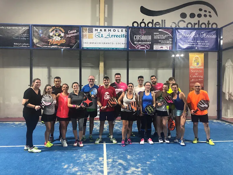 La Carlota Pádel - Centro deportivo en Carlota (La) - foto 2