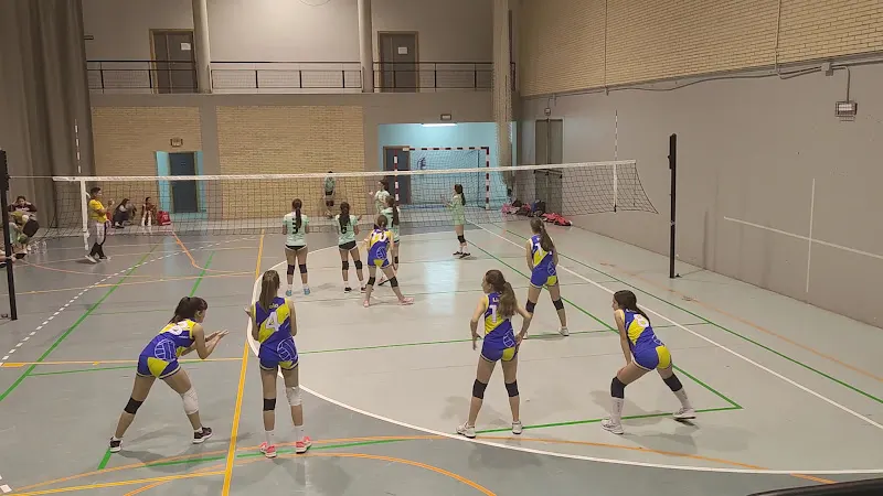 Polideportivo Municipal Alcalde Juan Moro - Polideportivo en Almodovar del Rio - foto 2