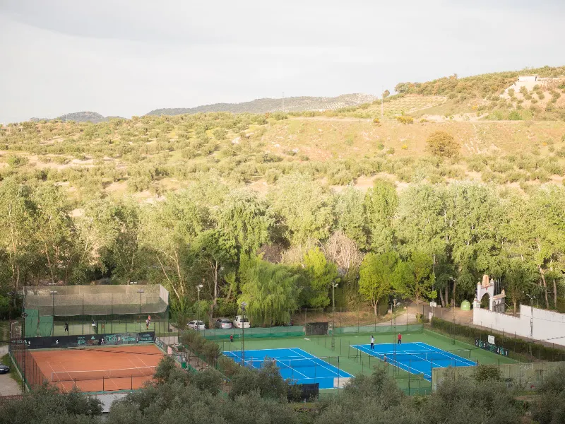 Club de Tenis El Campo - Club de tenis en Priego de Córdoba - foto 2