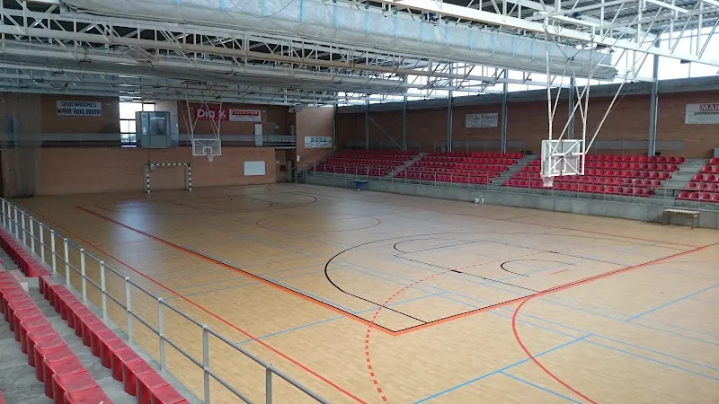 Pabellón Polideportivo Municipal de Villanueva de Córdoba - Polideportivo en Villanueva de Cordoba - foto 2