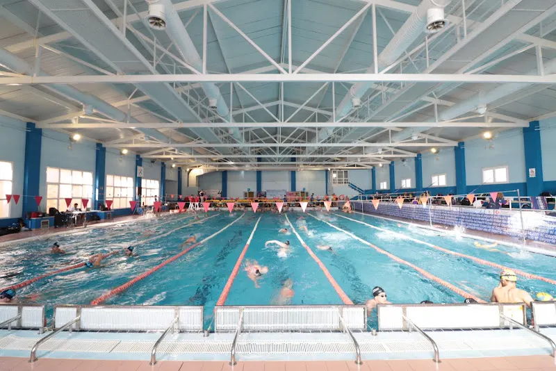 Piscina Complejo Deportivo Luis Ocaña - Polideportivo en Cuenca - foto 2