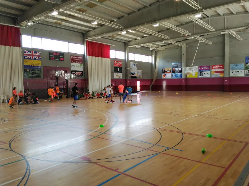 Complejo Deportivo Municipal - Polideportivo en Angles - foto 2