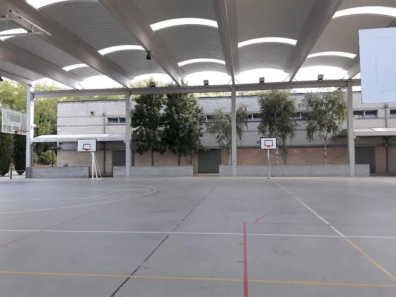Polideportivo Municipal de Bescanó - Polideportivo en Bescano - foto 2
