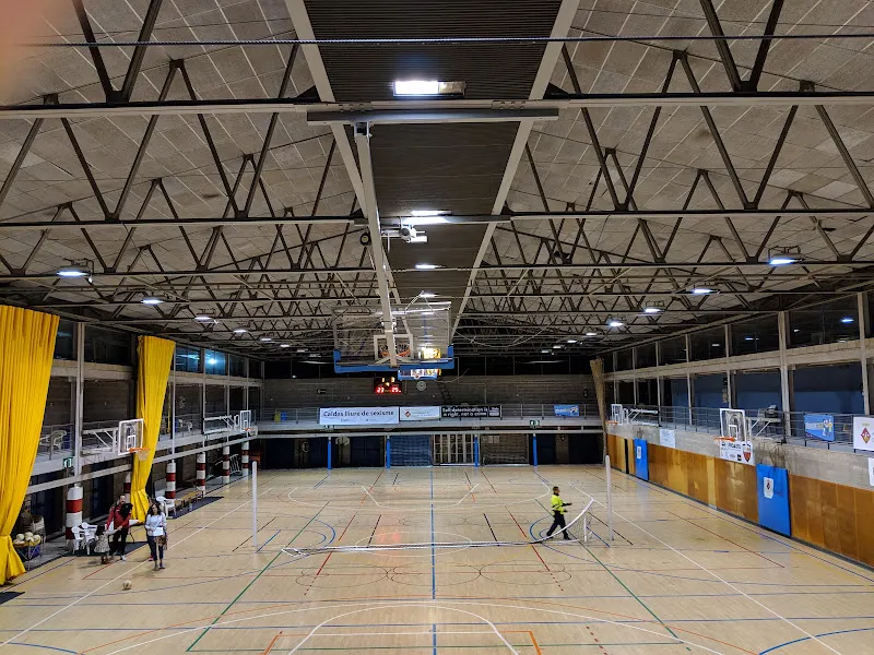 Pabellón Caldes de Malavella - Polideportivo en Caldes de Malavella - foto 2
