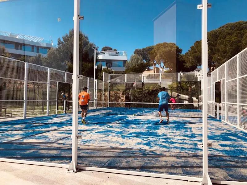 Pádel i Tenis Cap Roig - Club deportivo en Calonge - foto 2