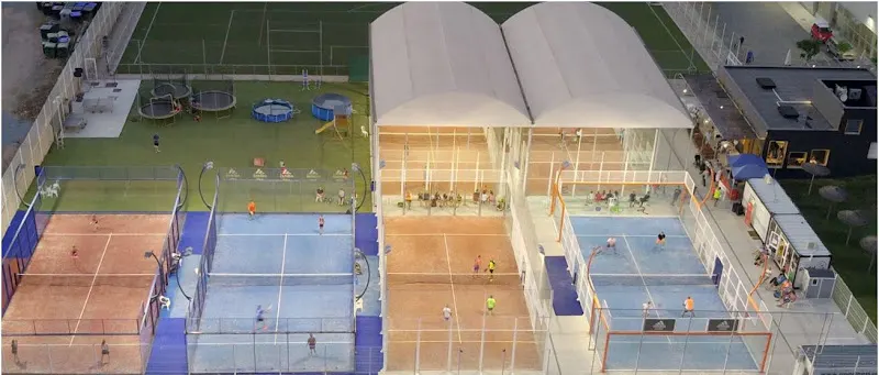 Club Pàdel Hostalric - Club deportivo en Hostalric - foto 2
