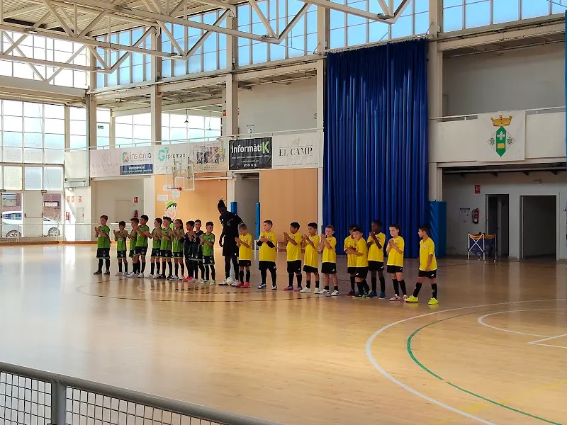 Pabellón Polideportivo Municipal Sant Julià de Ramis - Polideportivo en Sarria de Ter - foto 2