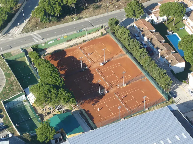 Club de Tennis L'Escala - Club de tenis en Escala (L) - foto 3