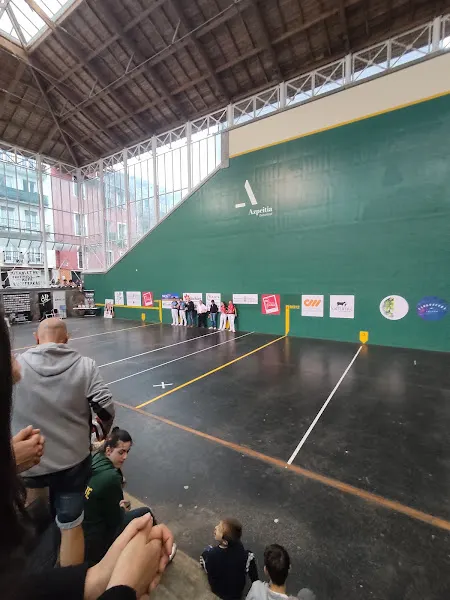 Frontón Txiki - Centro deportivo en Azpeitia - foto 2