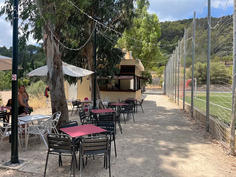 Poliesportiu Puigpunyent - Polideportivo en Puigpunyent - foto 2