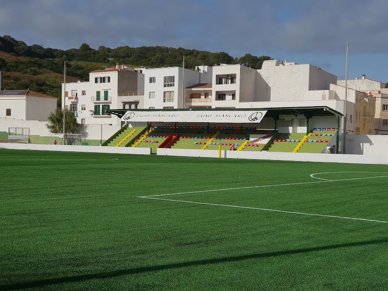 Pavelló Municipal de Ferreries - Polideportivo en Ferreries - foto 2