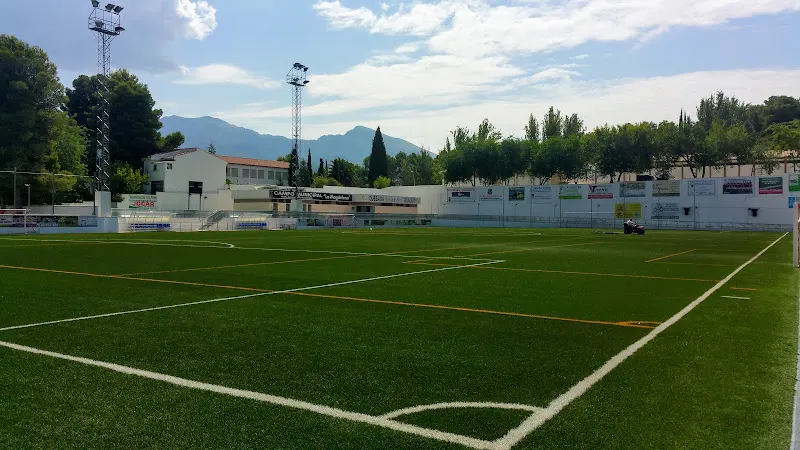 Pabellón Polideportivo Municipal - Centro deportivo en Quesada - foto 2