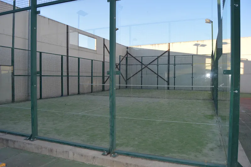Polideportivo de Villanueva de la Reina en Villanueva de la Reina