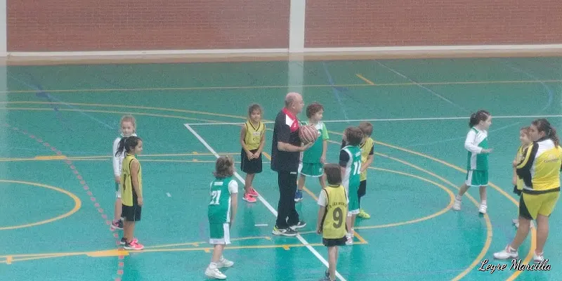 Polideportivo 'Villa de Pradejón' - Centro deportivo en Pradejon - foto 2