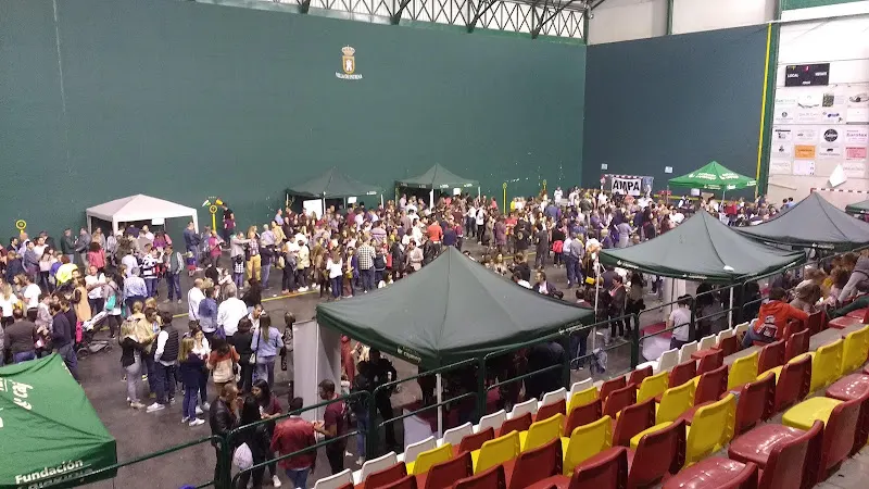 Polideportivo - Polideportivo en Entrena - foto 2