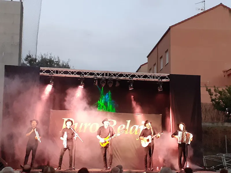 Frontón - Polideportivo en Prejano - foto 2