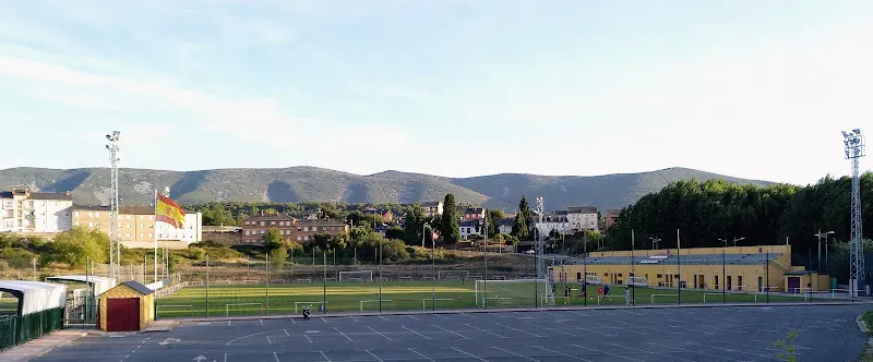 INSTALACIONES DEPORTIVAS DE EL BARCO - Bembibre