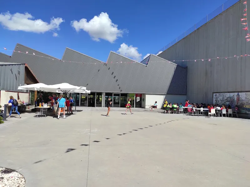 Pabellón Polideportivo de Villacelama - Villanueva de las Manzanas